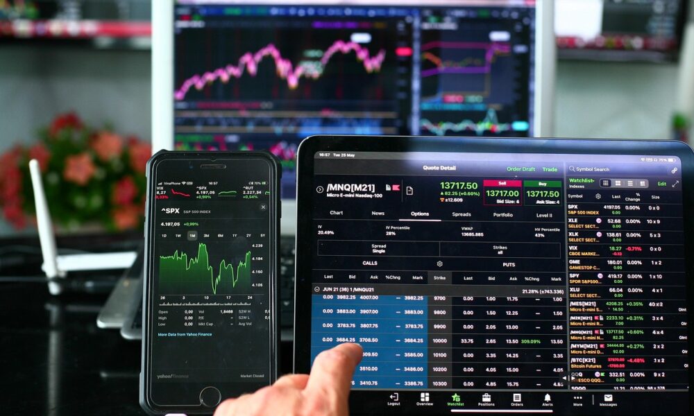 top-5-investment-platforms-for-expats-in-the-uae